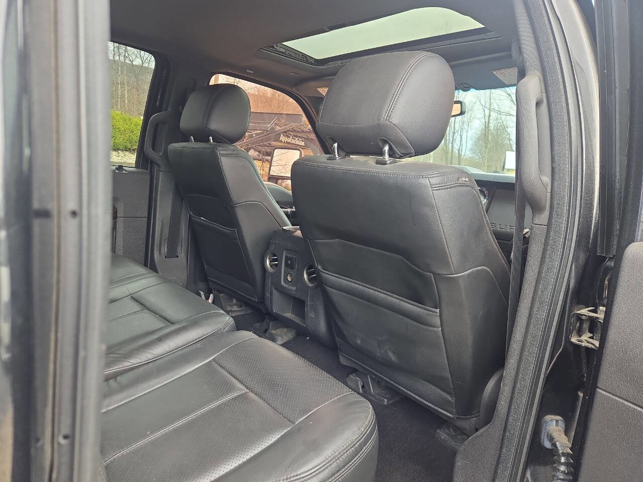 Used 2015 Ford F450 Platinum w/ Platinum Package AWD/4WD image 24