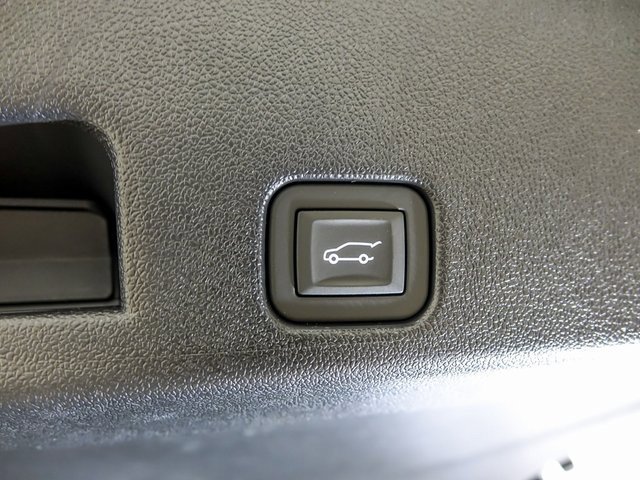 New 2026 Chevrolet Traverse Z71 w/ Driver Confidence Package image 27