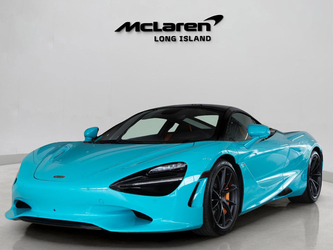 Used 2024 McLaren 750S RWD image 2