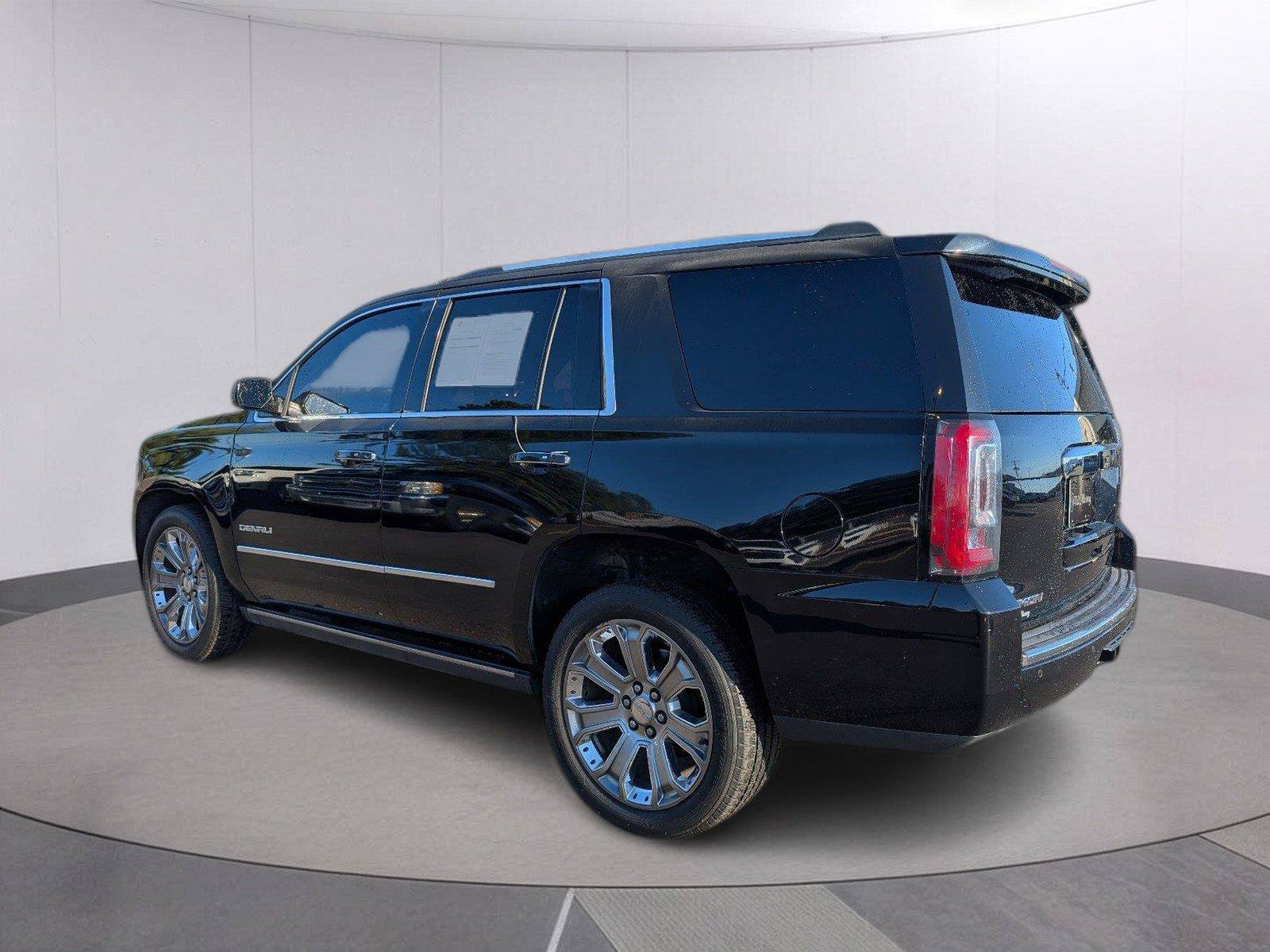 Used 2015 GMC Yukon Denali w/ Premium Package RWD image 5