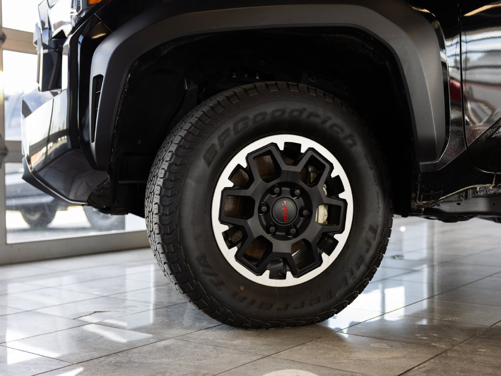 Used 2024 Toyota Tacoma TRD Off-Road AWD/4WD image 6
