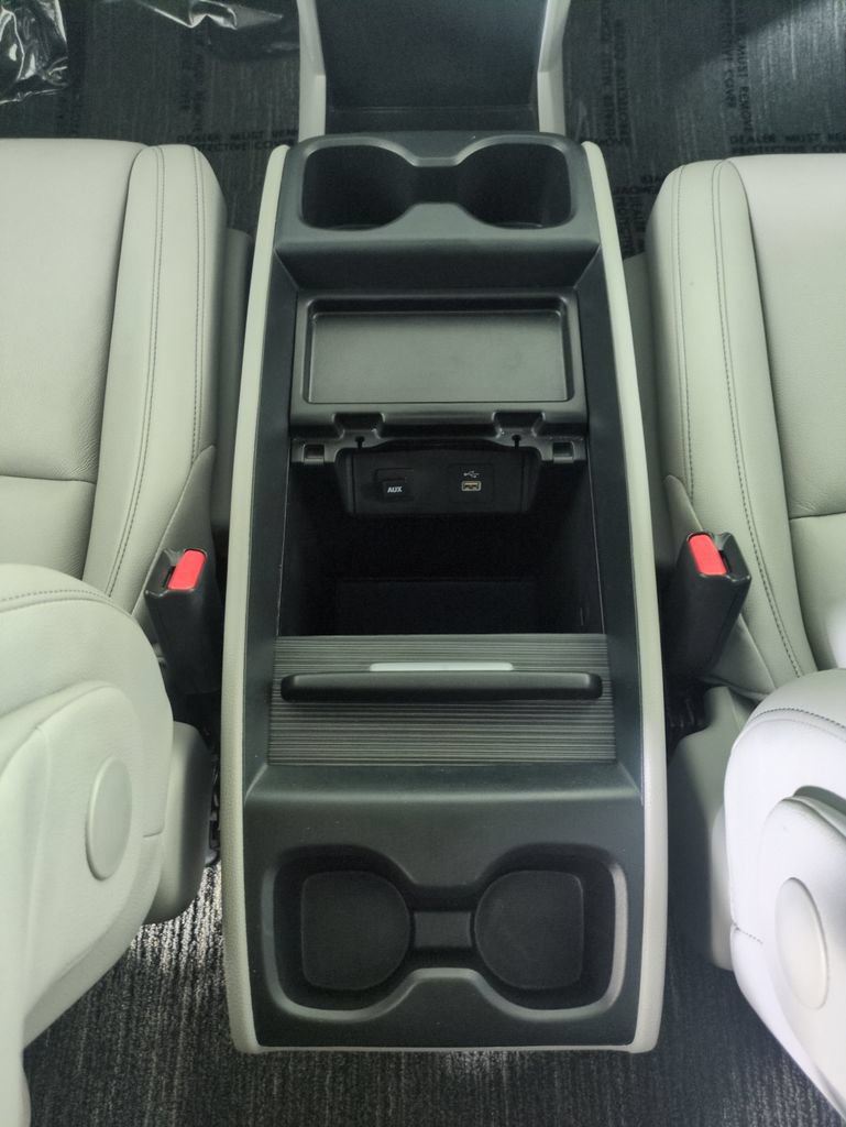 Certified 2024 Honda Odyssey Touring image 29