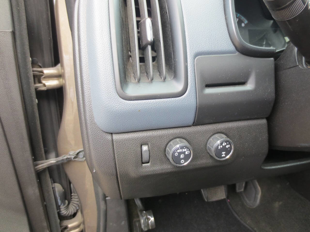 Used 2016 Chevrolet Colorado Z71 image 10