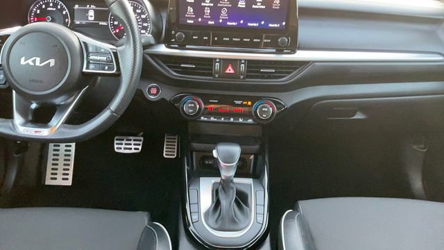 Certified 2022 Kia Forte GT-Line w/ GT-Line Technology Package image 28