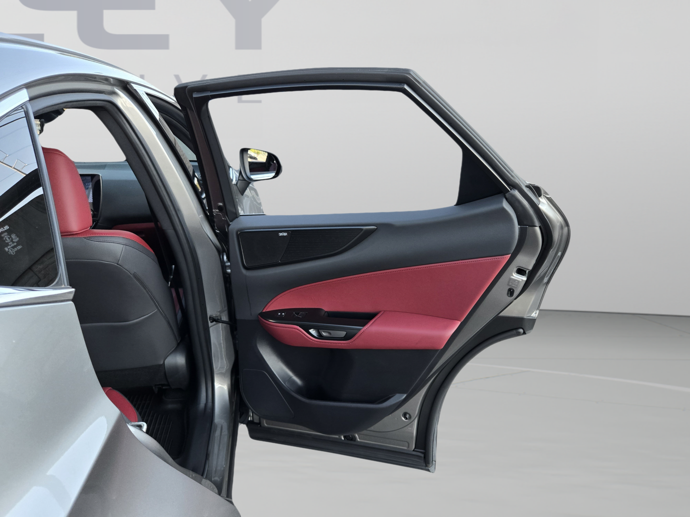 Certified 2025 Lexus NX 350 AWD w/ Accessory Package (2T) image 25