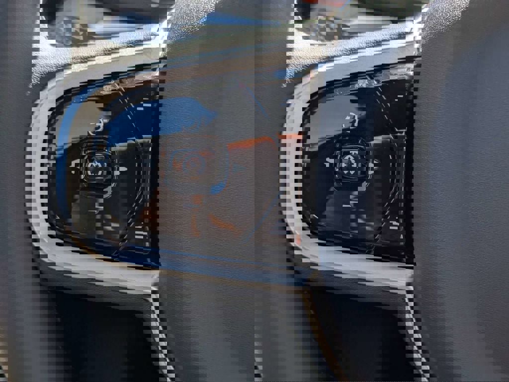 New 2026 Volvo XC60 B5 Plus w/ Protection Package Premier image 27