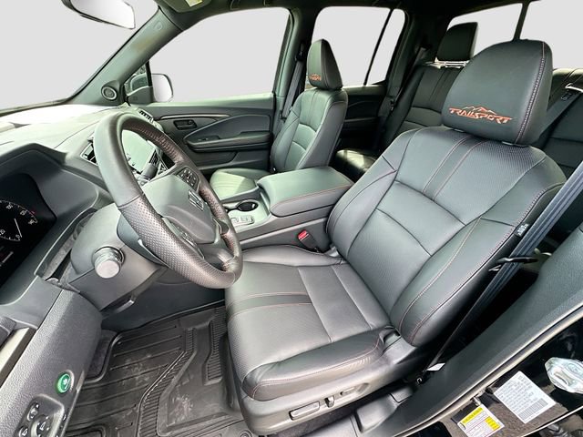 Used 2025 Honda Ridgeline TrailSport image 19