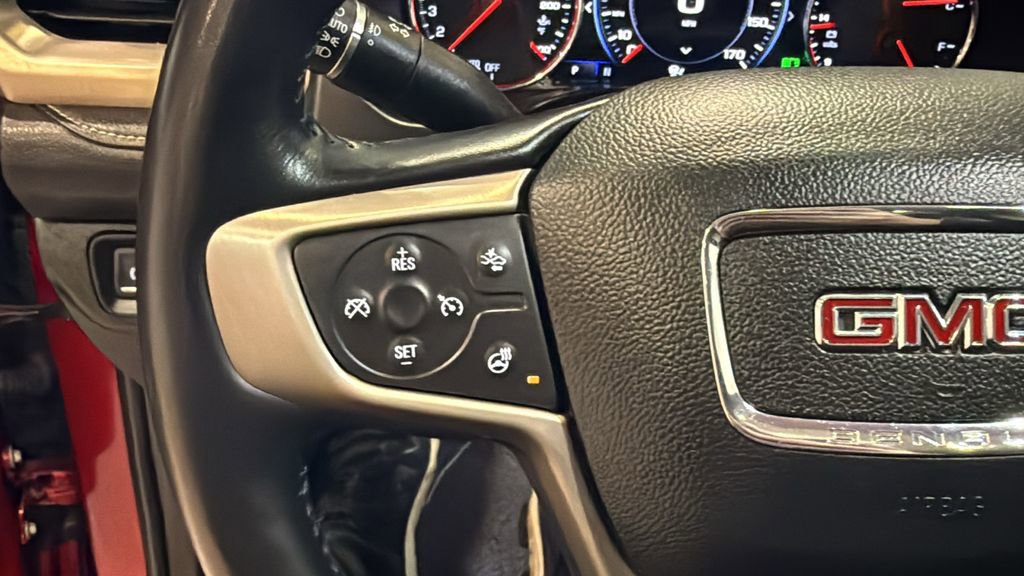 Used 2021 GMC Acadia Denali w/ Denali Ultimate Package AWD/4WD image 34
