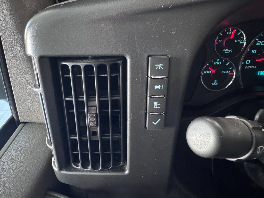 Used 2025 GMC Savana 2500 w/ Driver Convenience Package RWD image 18