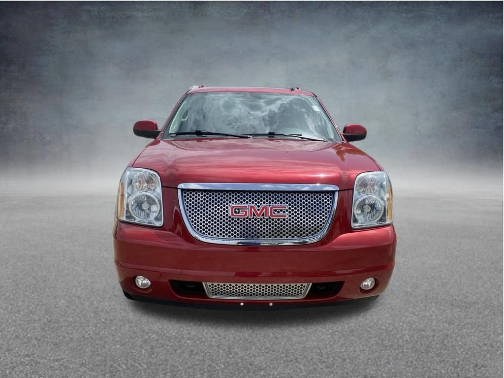Used 2014 GMC Yukon XL Denali AWD/4WD image 2