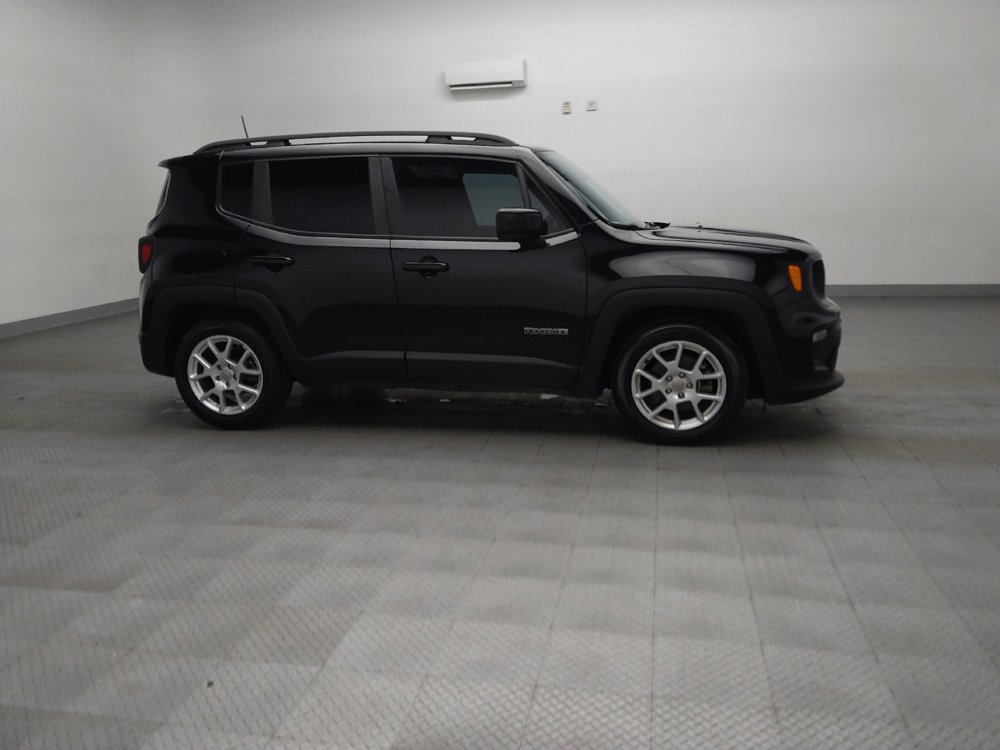 Used 2020 Jeep Renegade Latitude w/ Safety & Security Group II FWD image 11