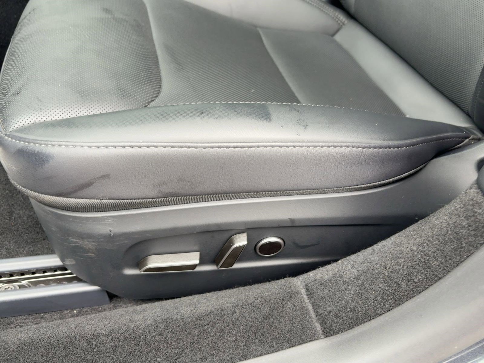 Used 2025 Tesla Model 3 Long Range image 13