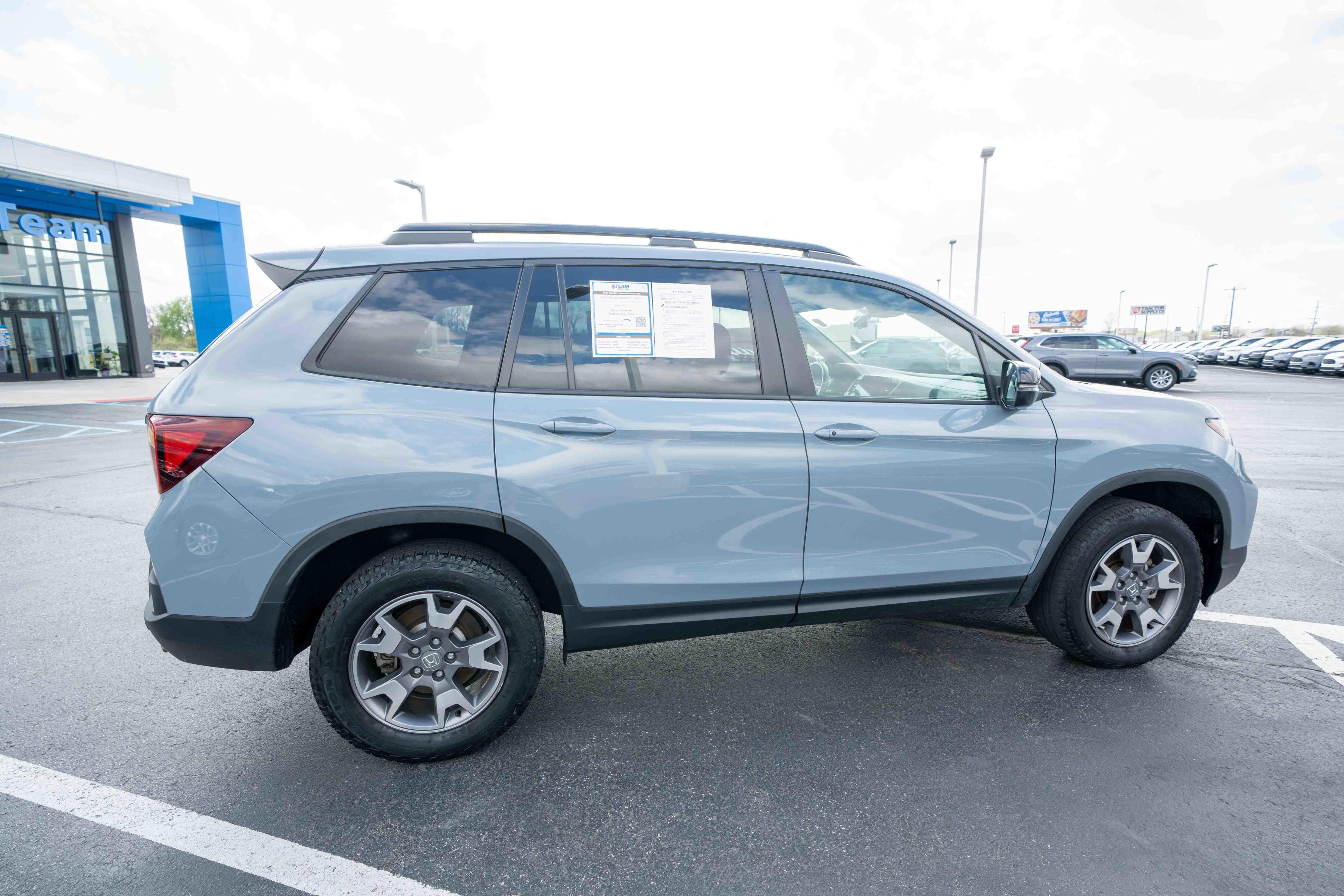 Used 2023 Honda Passport TrailSport image 6