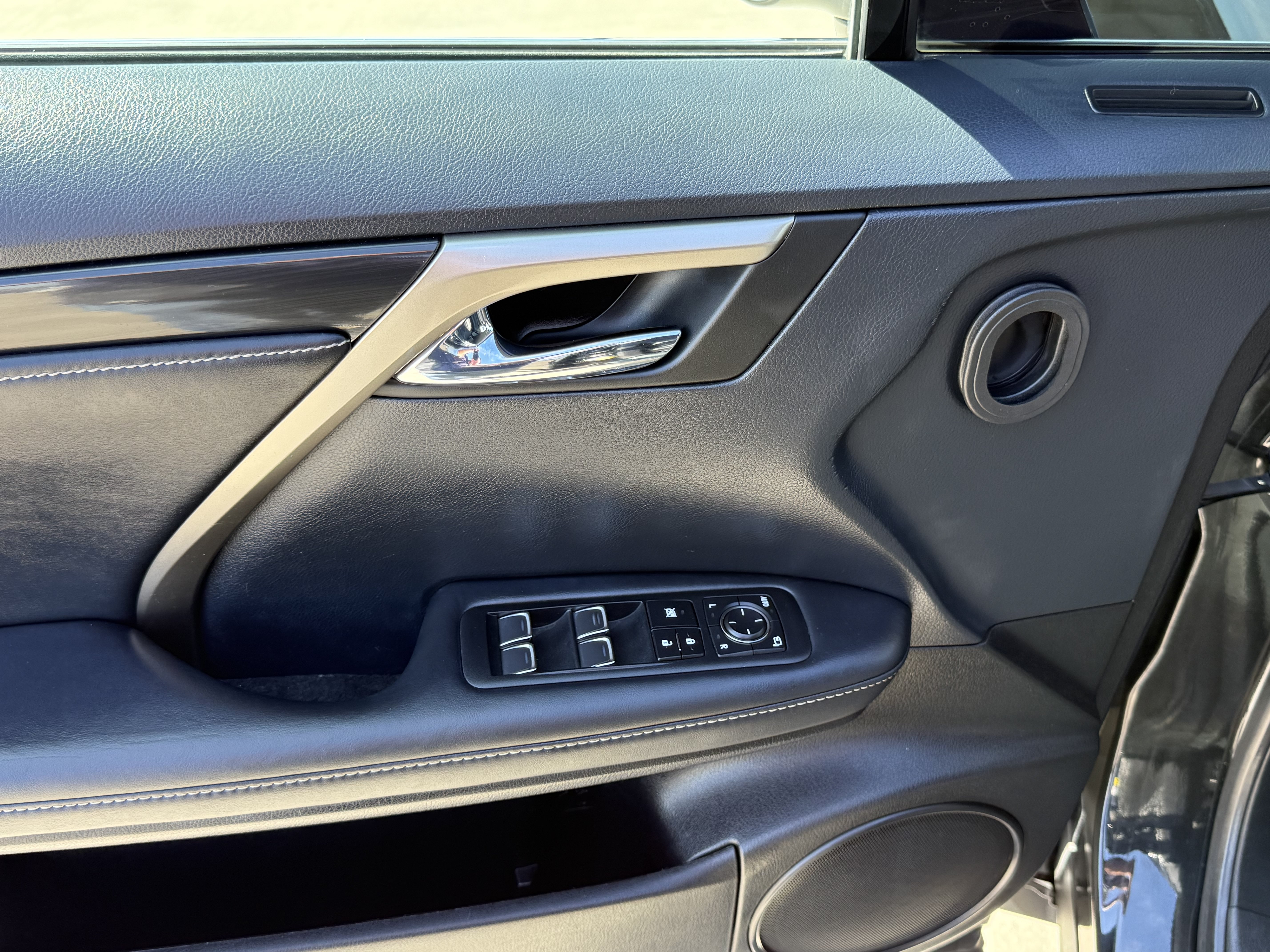Certified 2022 Lexus RX 350 FWD image 19