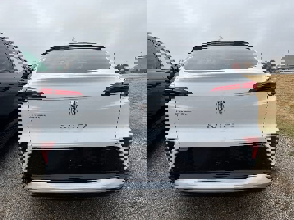 New 2026 Buick Envista Sport Touring image 6