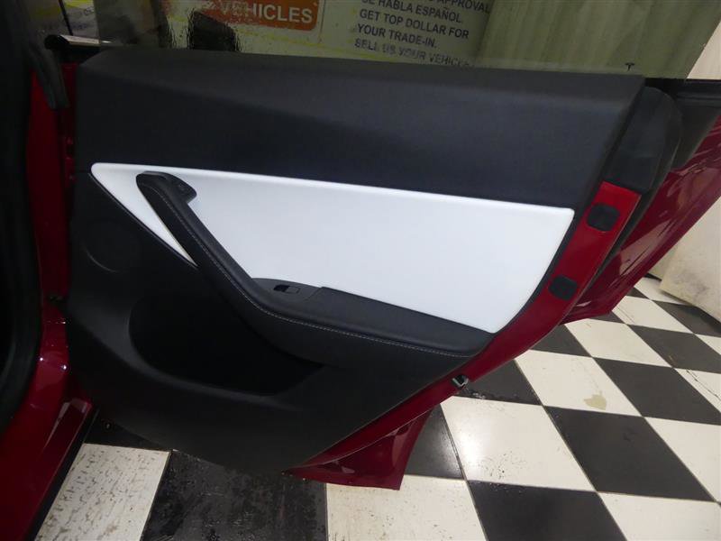 Used 2020 Tesla Model Y Long Range image 23