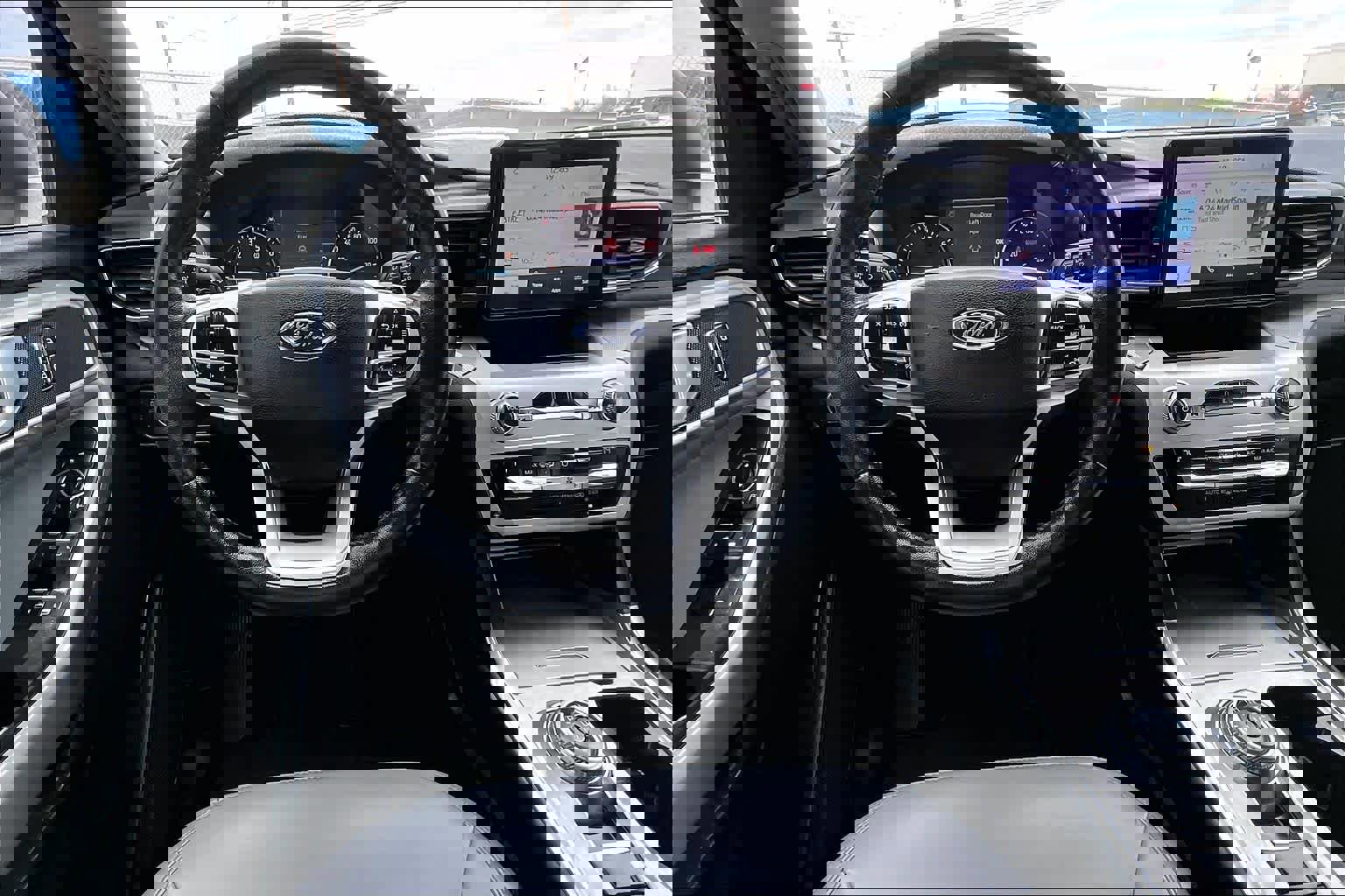 Certified 2021 Ford Explorer XLT w/ Equipment Group 202A image 6