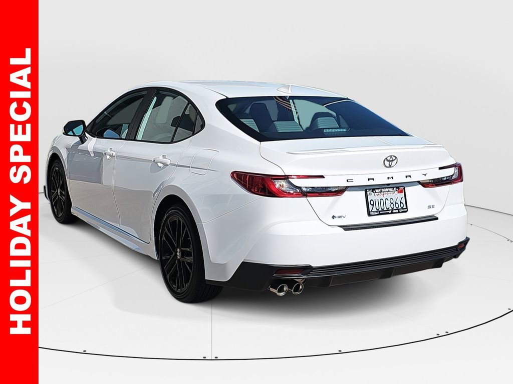 Used 2025 Toyota Camry SE image 5