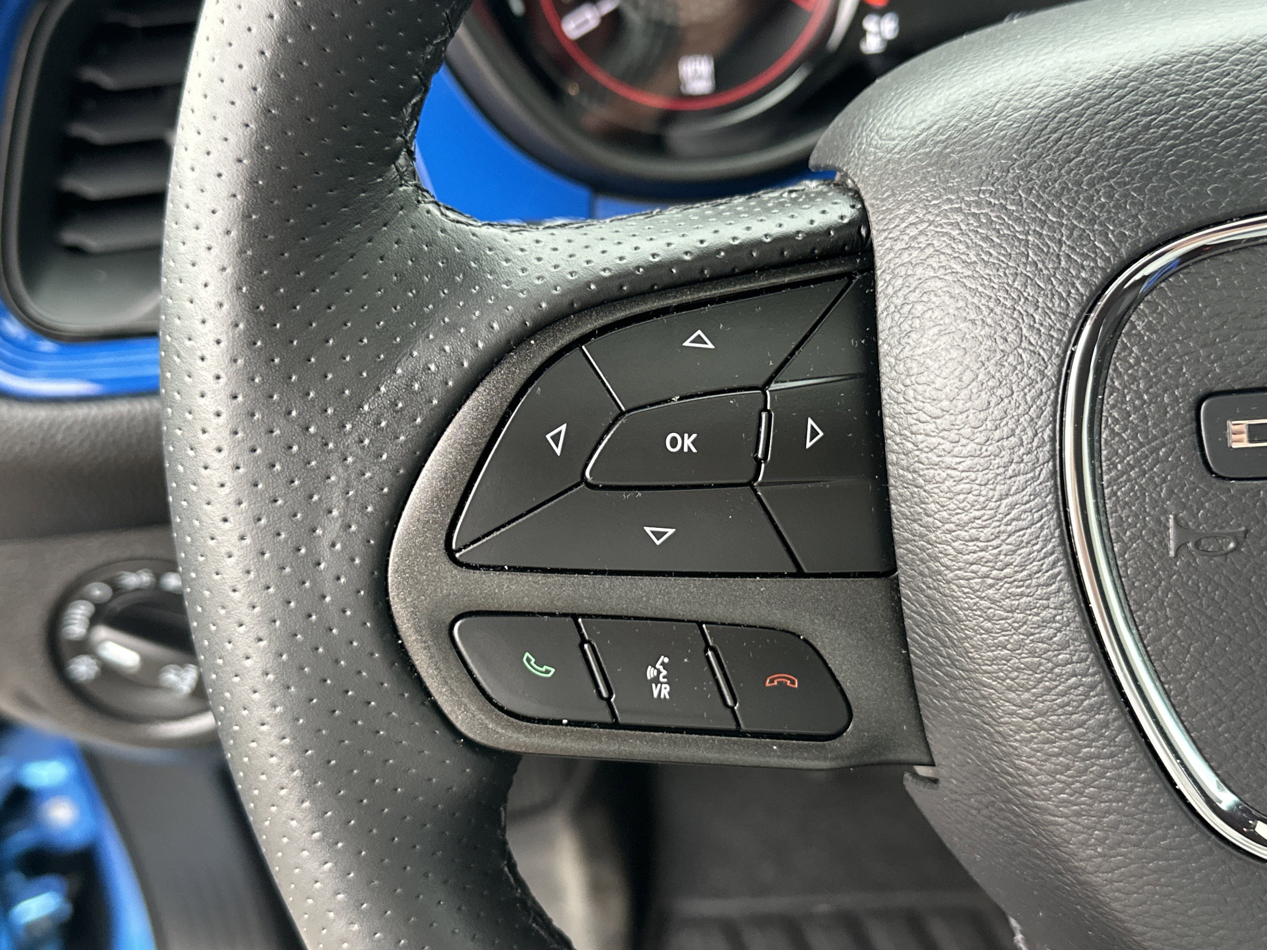 Used 2023 Dodge Challenger SXT w/ Blacktop Package image 16