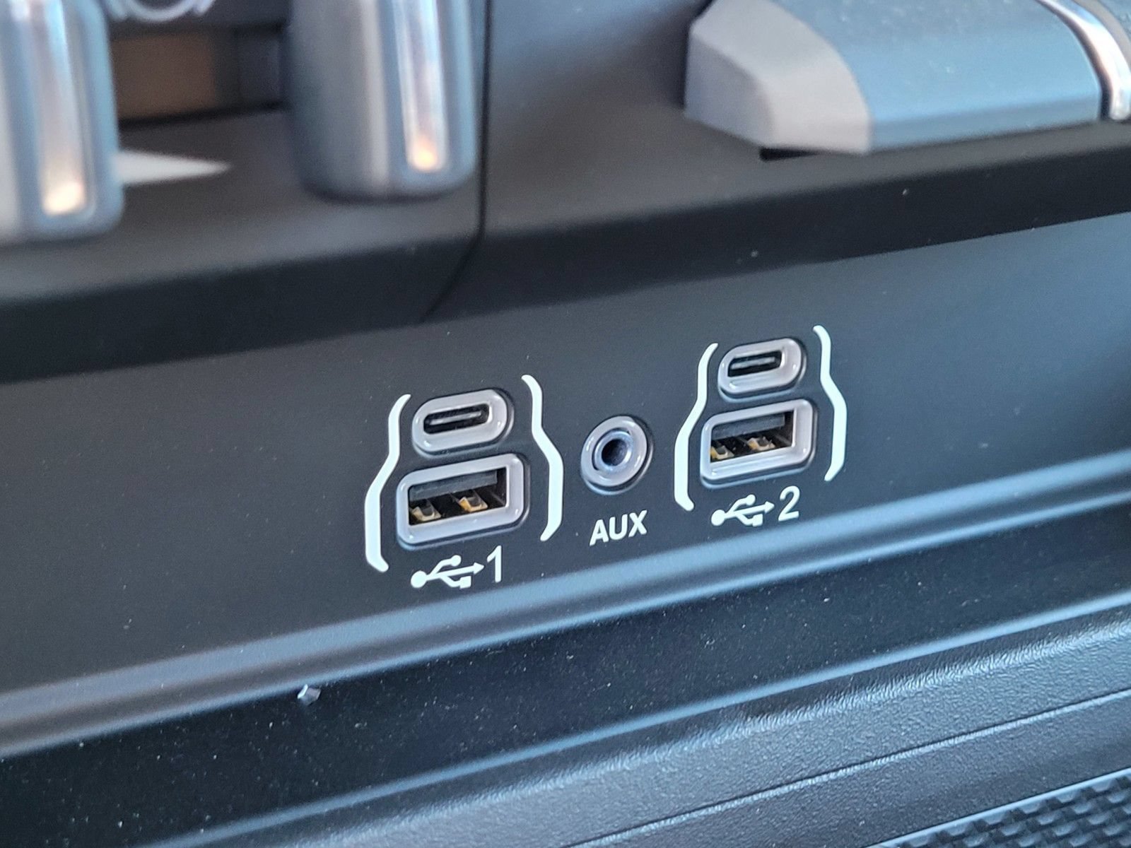 New 2026 RAM 2500 Big Horn AWD/4WD image 17