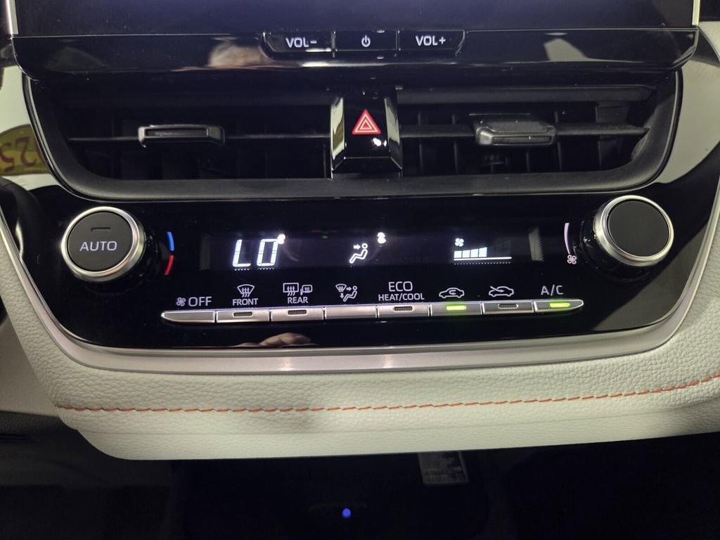 Used 2025 Toyota Corolla FX w/ Convenience Package image 15