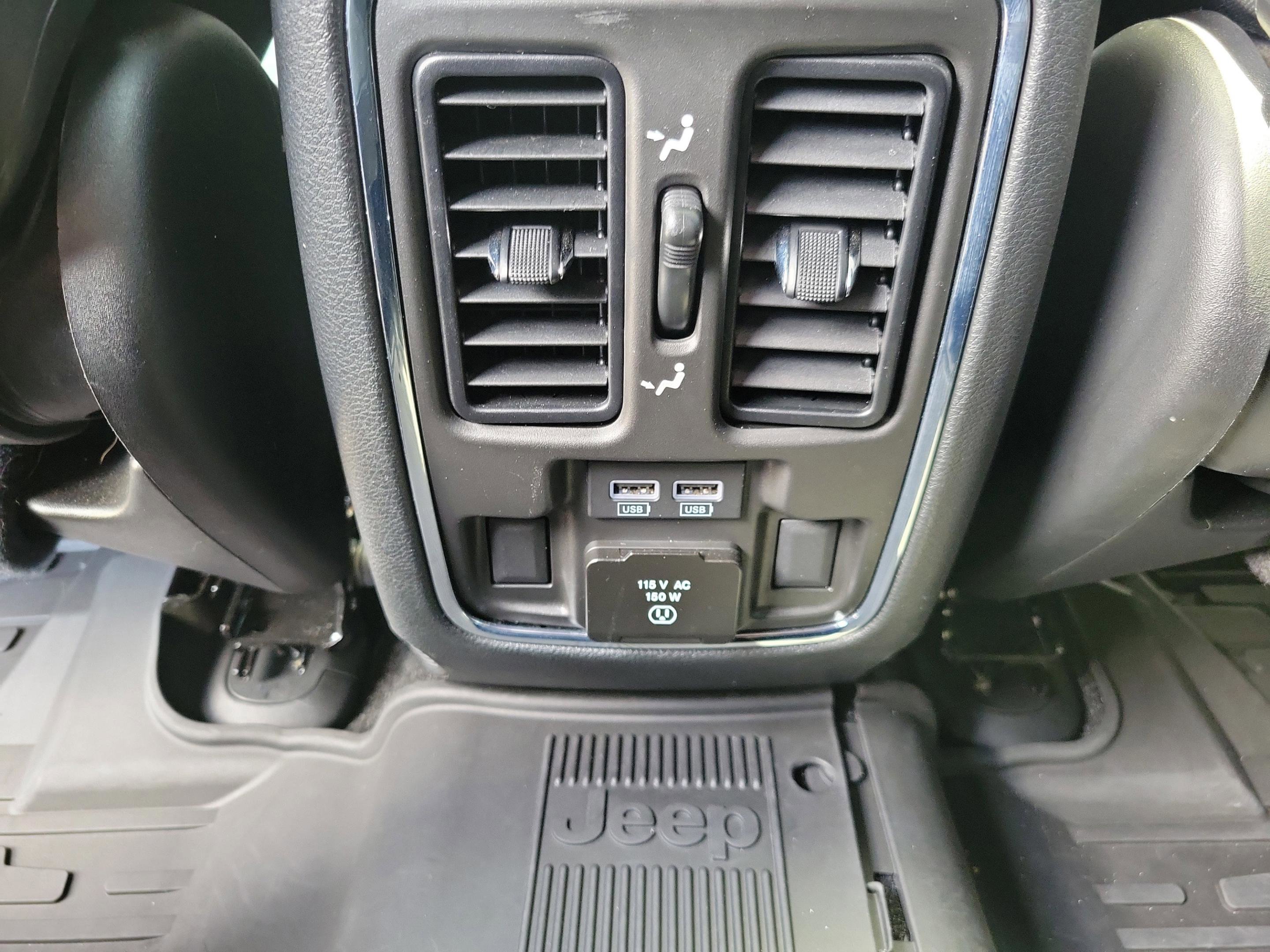 Used 2022 Jeep Grand Cherokee Limited w/ Trailer Tow Group IV image 14