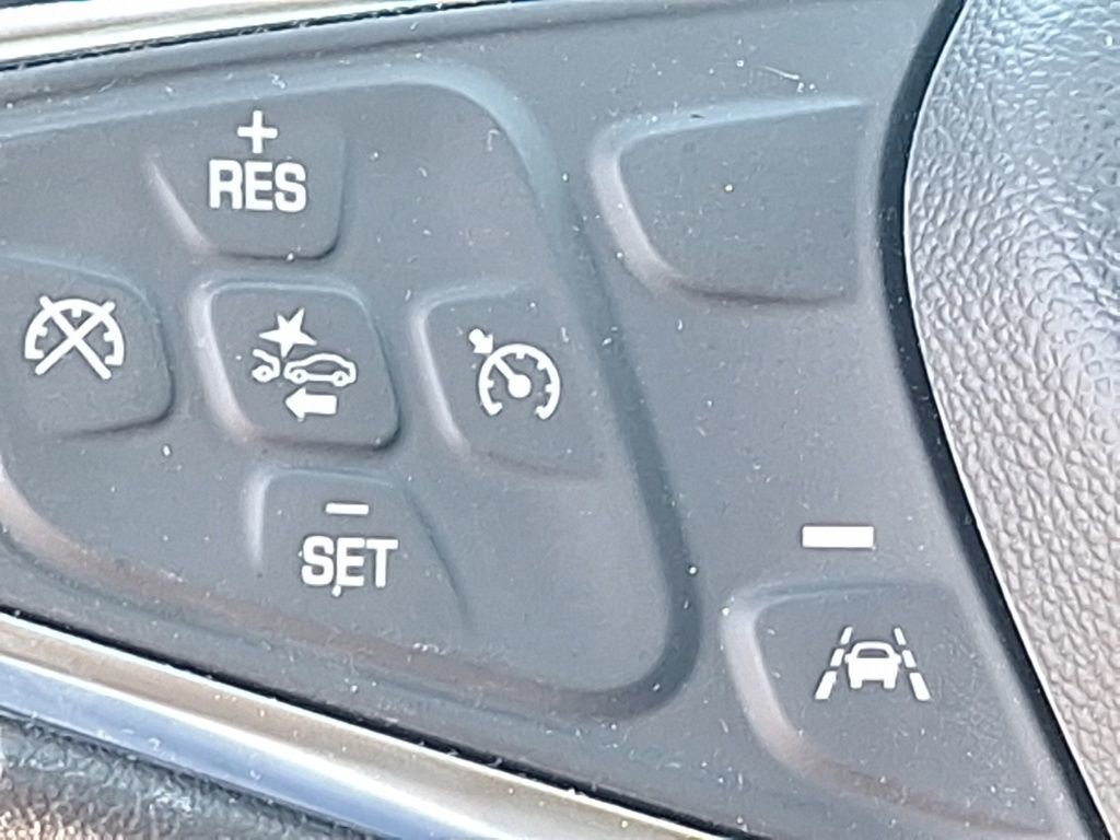 Used 2025 Chevrolet Malibu LT image 23