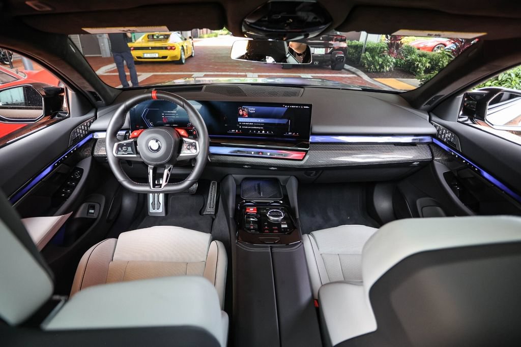 Used 2026 BMW M5 Touring AWD/4WD image 50