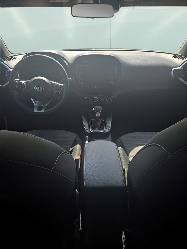 Used 2020 Kia Soul S FWD image 19