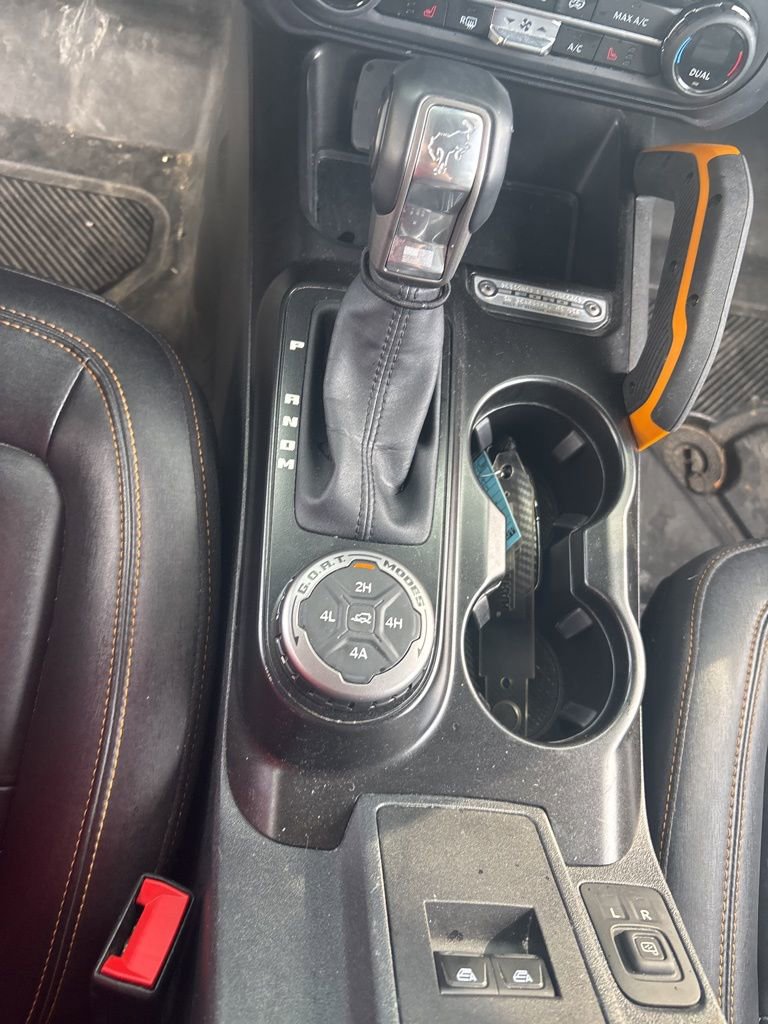 Used 2023 Ford Bronco Badlands image 20