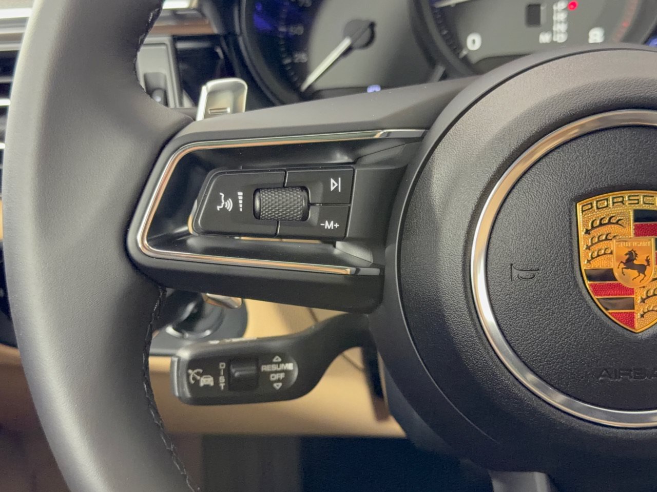 New 2026 Porsche Macan AWD/4WD image 18