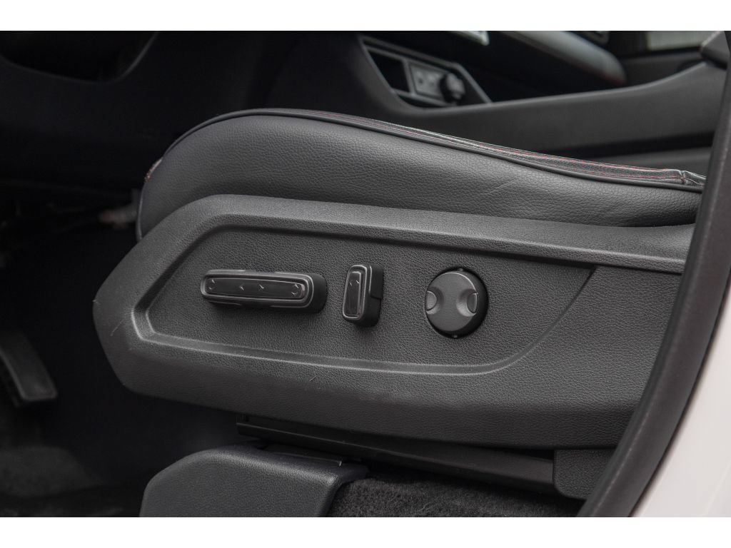 Used 2025 Honda Pilot Black Edition image 18
