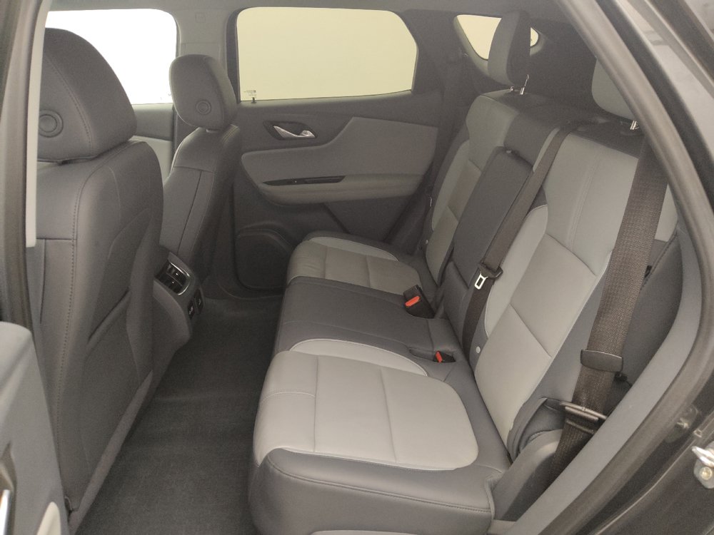 Used 2020 Chevrolet Blazer LT w/ Sound & Technology Package FWD image 18