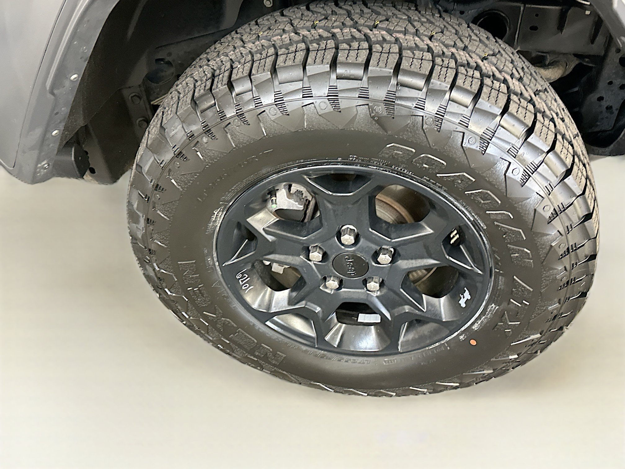 Used 2023 Jeep Wrangler Unlimited AWD/4WD image 11