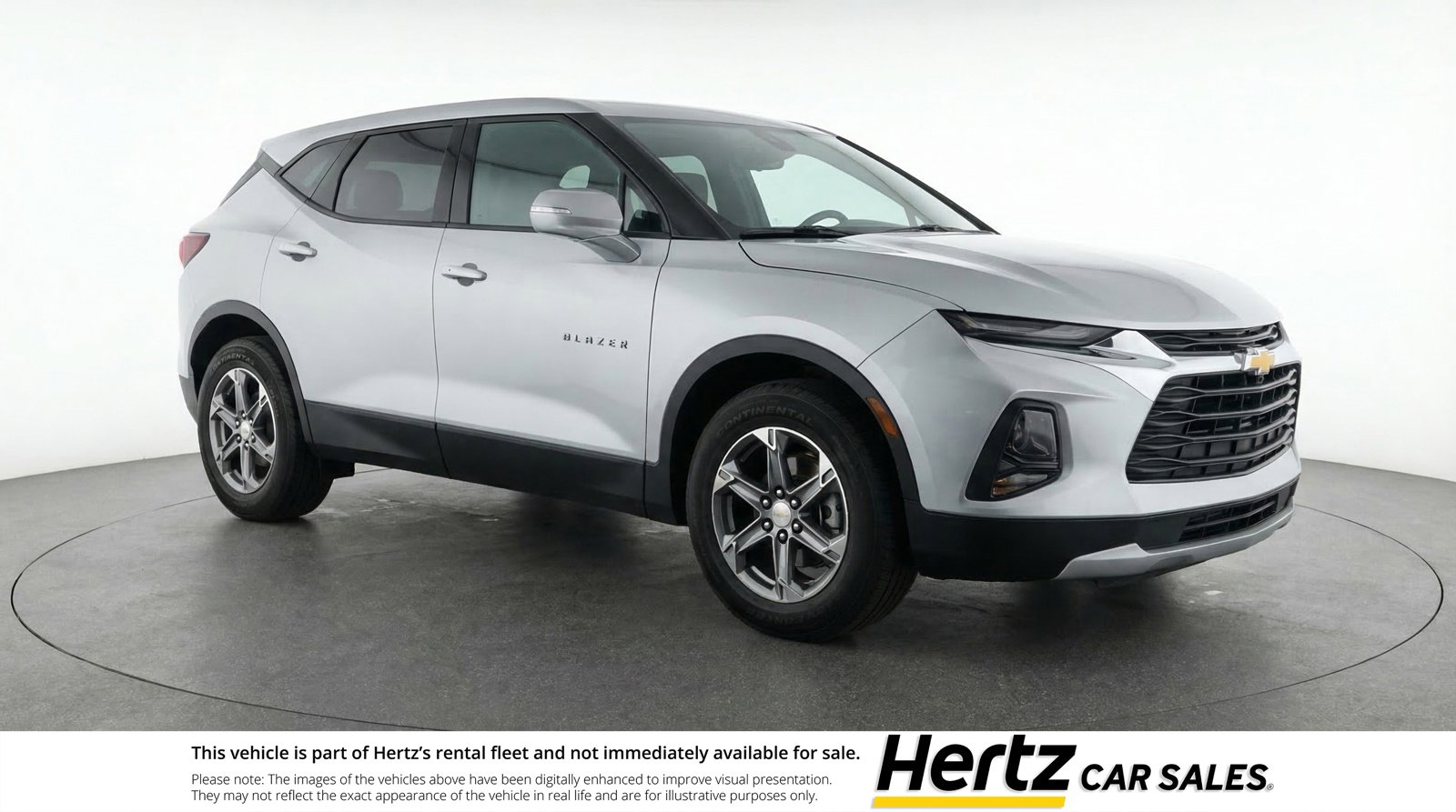 Used 2025 Chevrolet Blazer LT image 1