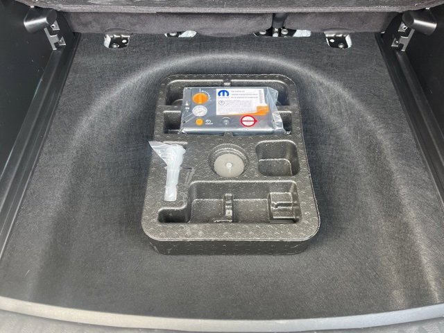 Used 2019 Jeep Compass Latitude image 40