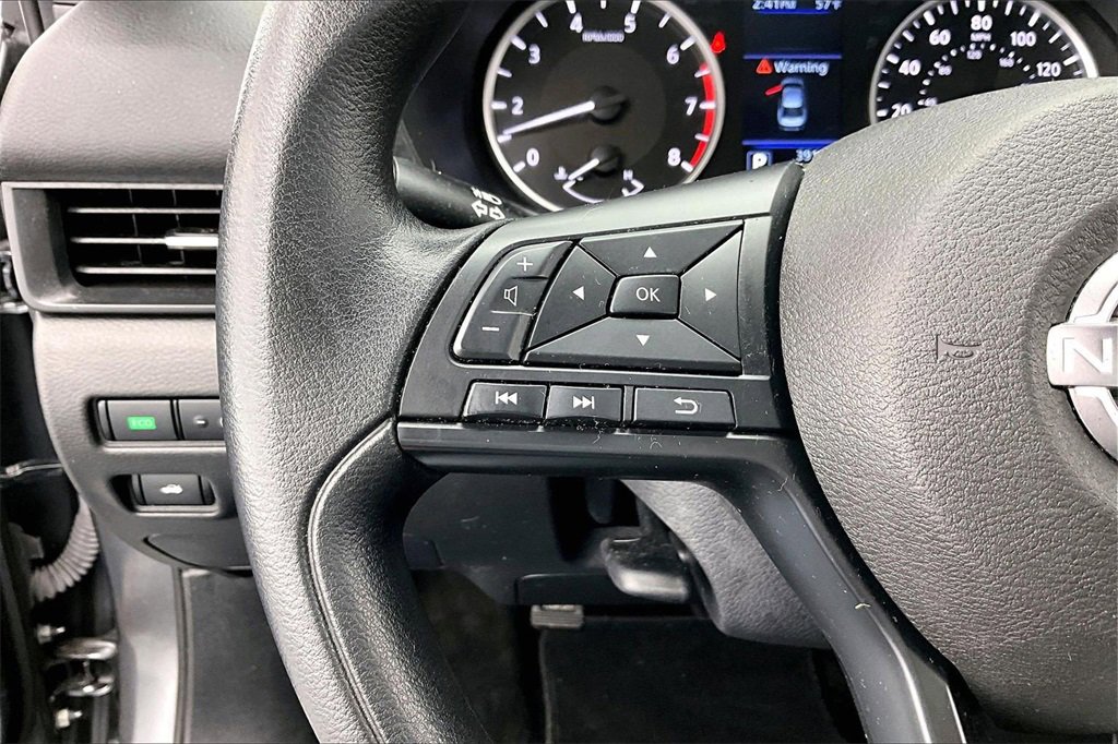 Used 2024 Nissan Sentra S image 18