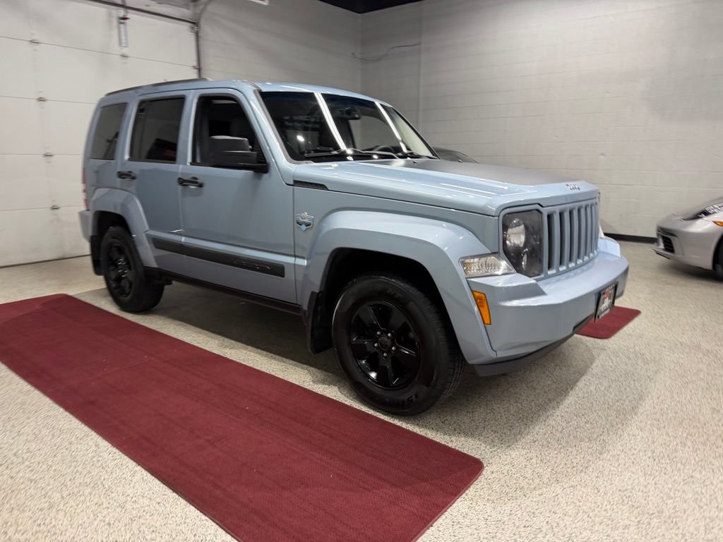 Used 2012 Jeep Liberty Arctic AWD/4WD image 7