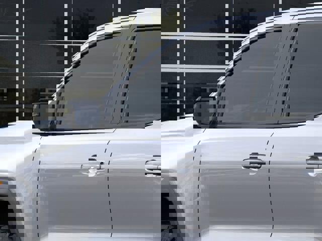 Used 2025 GMC Canyon Elevation w/ Convenience Package image 12