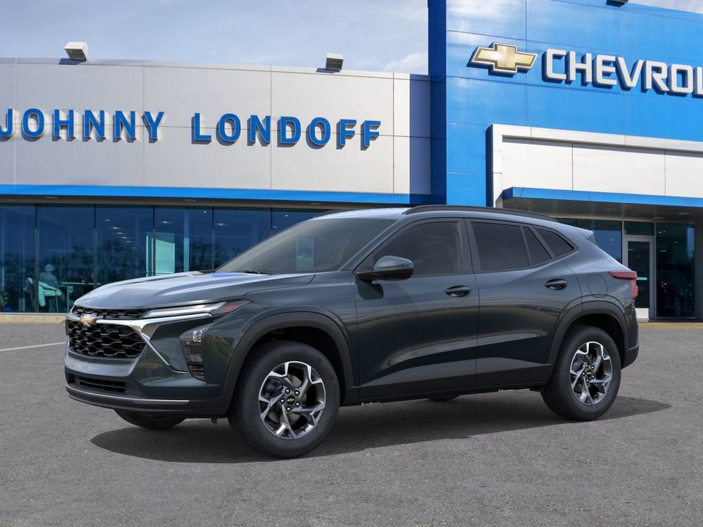 New 2026 Chevrolet Trax LT FWD image 2