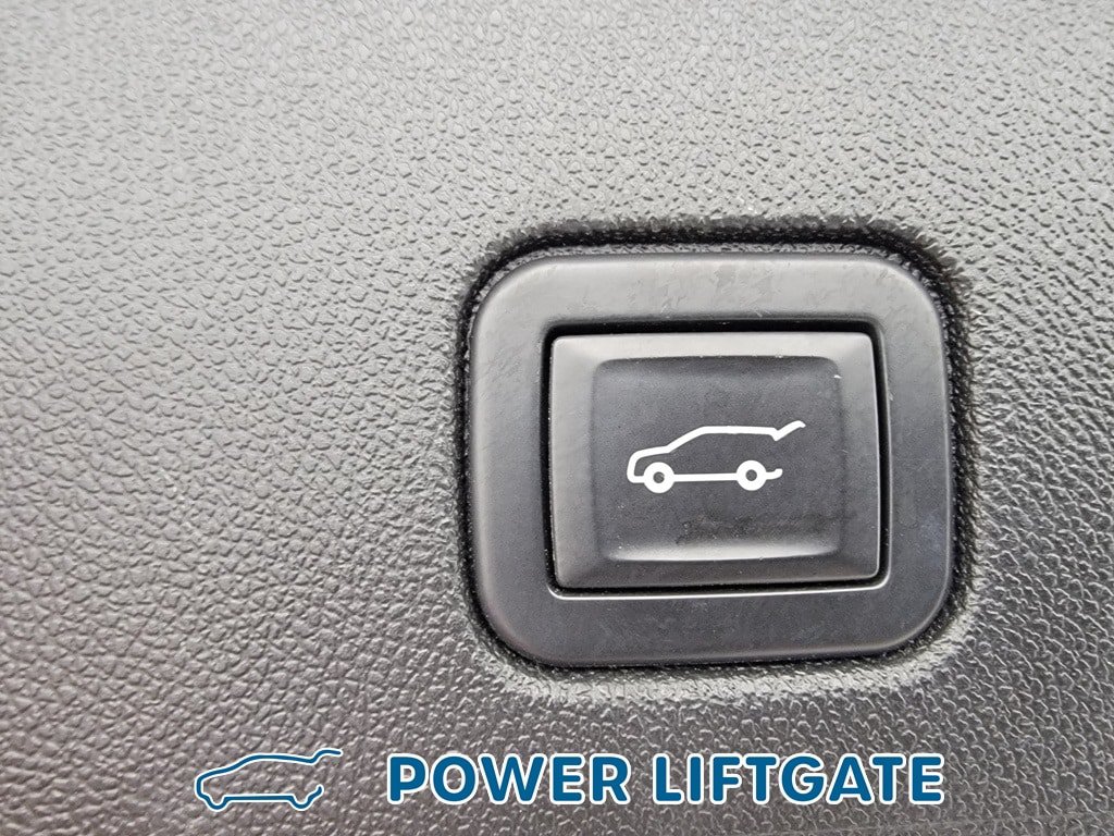 Used 2020 Chevrolet Equinox LT FWD image 29