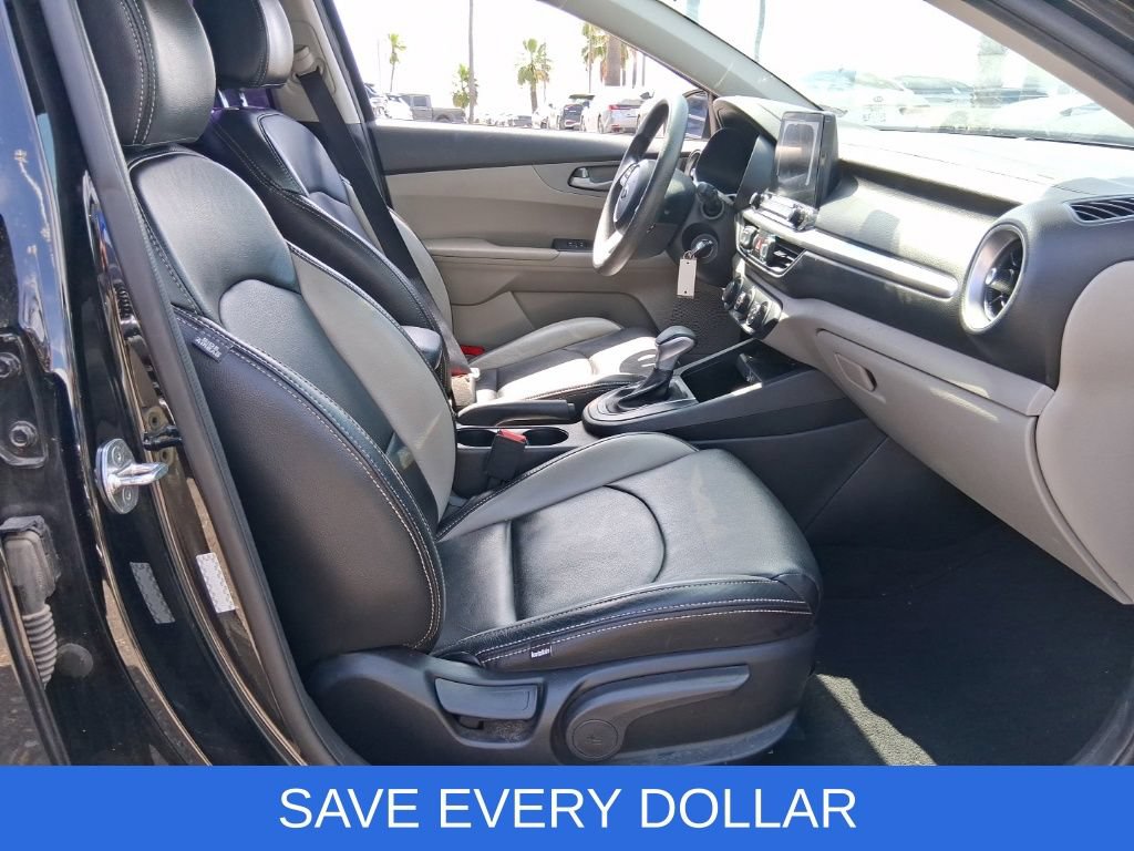 Used 2021 Kia Forte LXS FWD image 14
