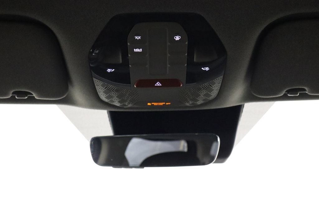 Used 2024 Kia EV9 Light Long Range RWD image 25