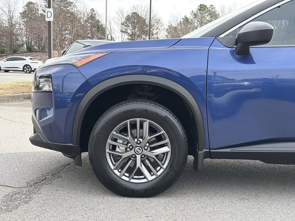 Used 2021 Nissan Rogue S image 7