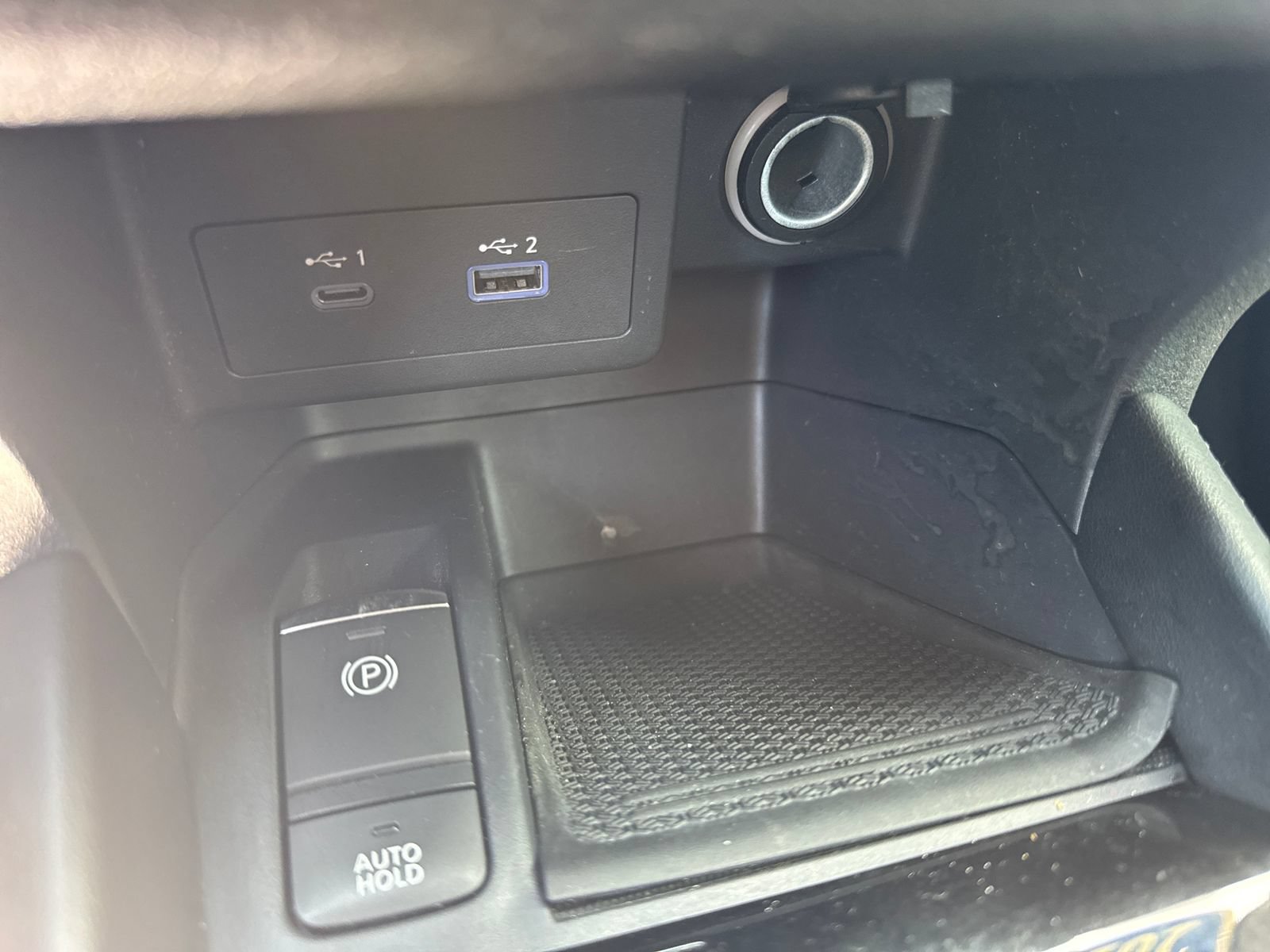 Used 2021 Nissan Kicks SV FWD image 31