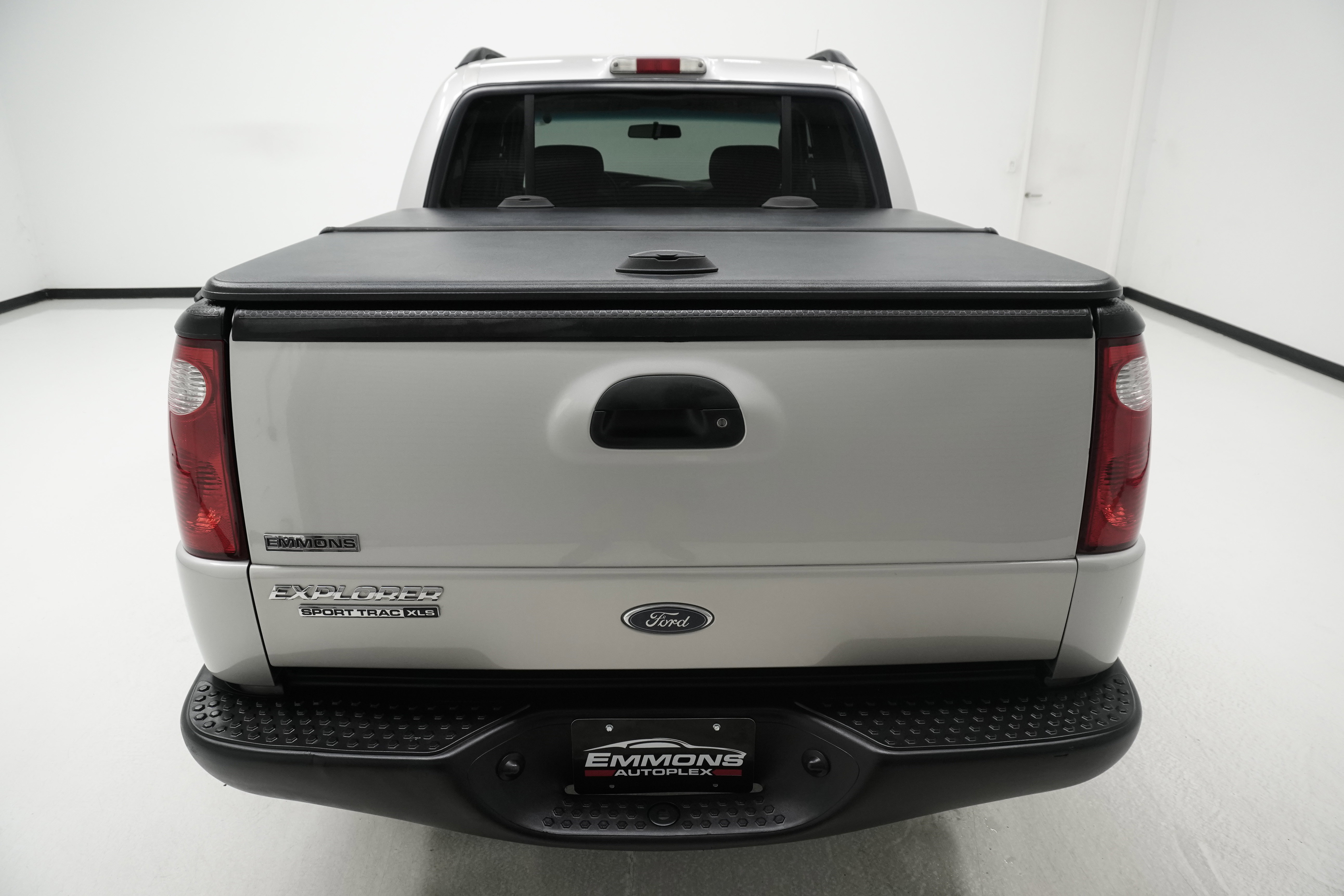 Used 2005 Ford Explorer Sport Trac Adrenalin RWD image 5