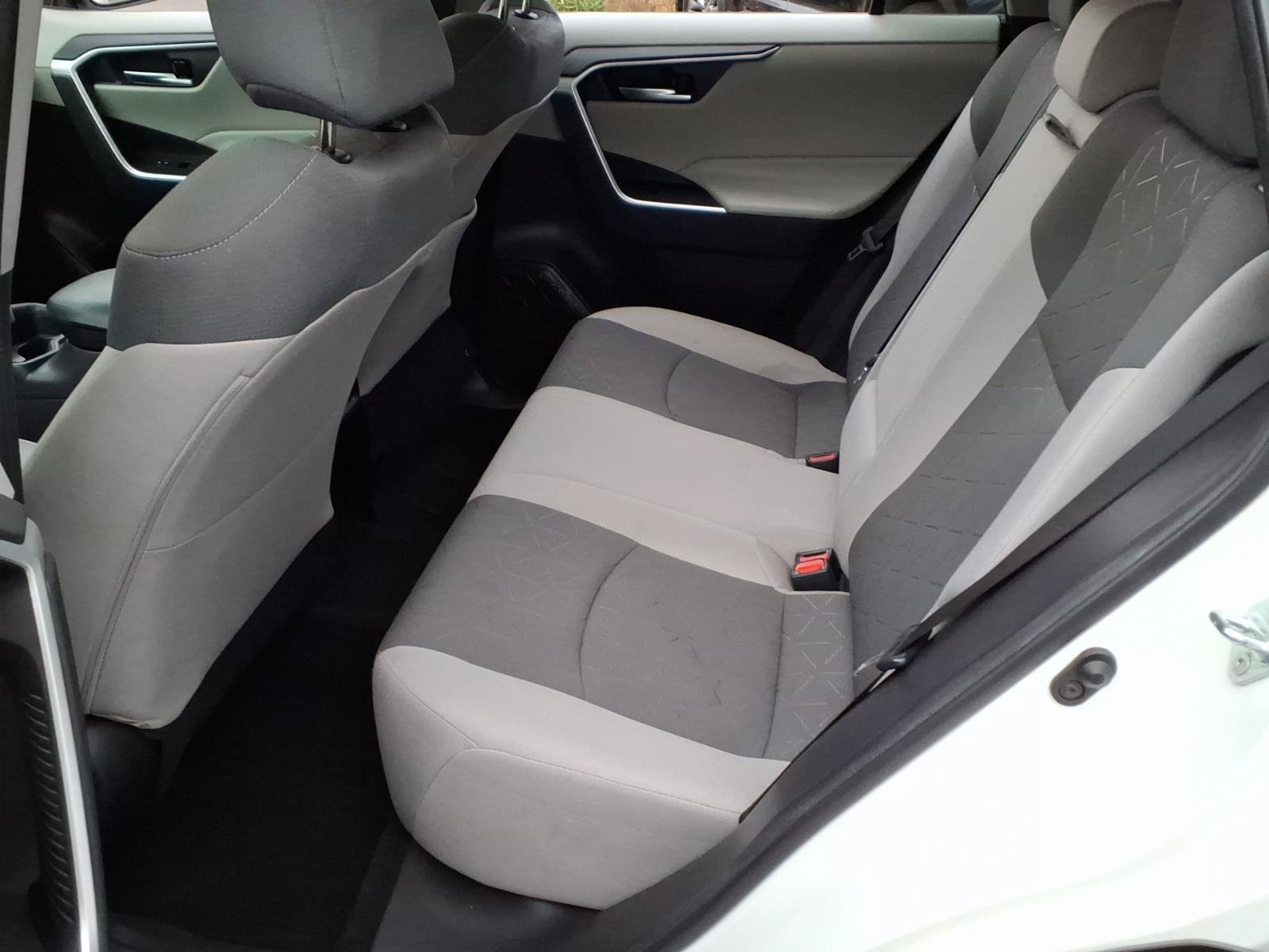 Certified 2021 Toyota RAV4 XLE w/ Convenience Package AWD/4WD image 10