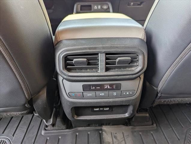 Used 2023 Honda Pilot EX-L image 25