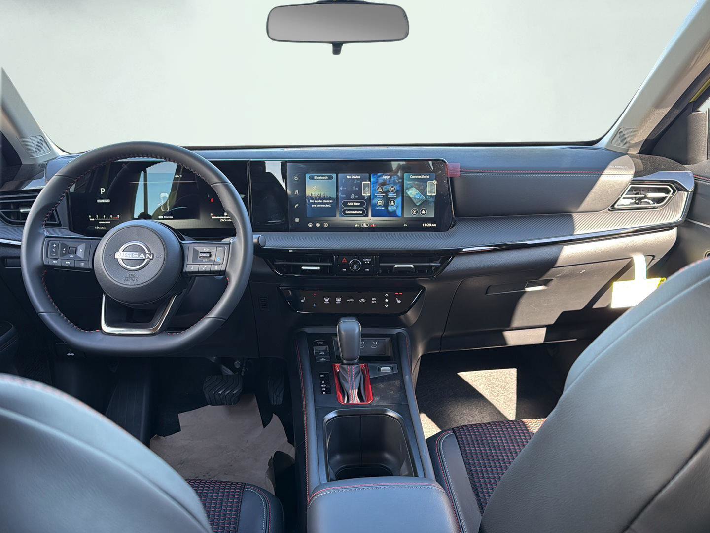 New 2026 Nissan Kicks SR w/ Cold Weather Package image 23