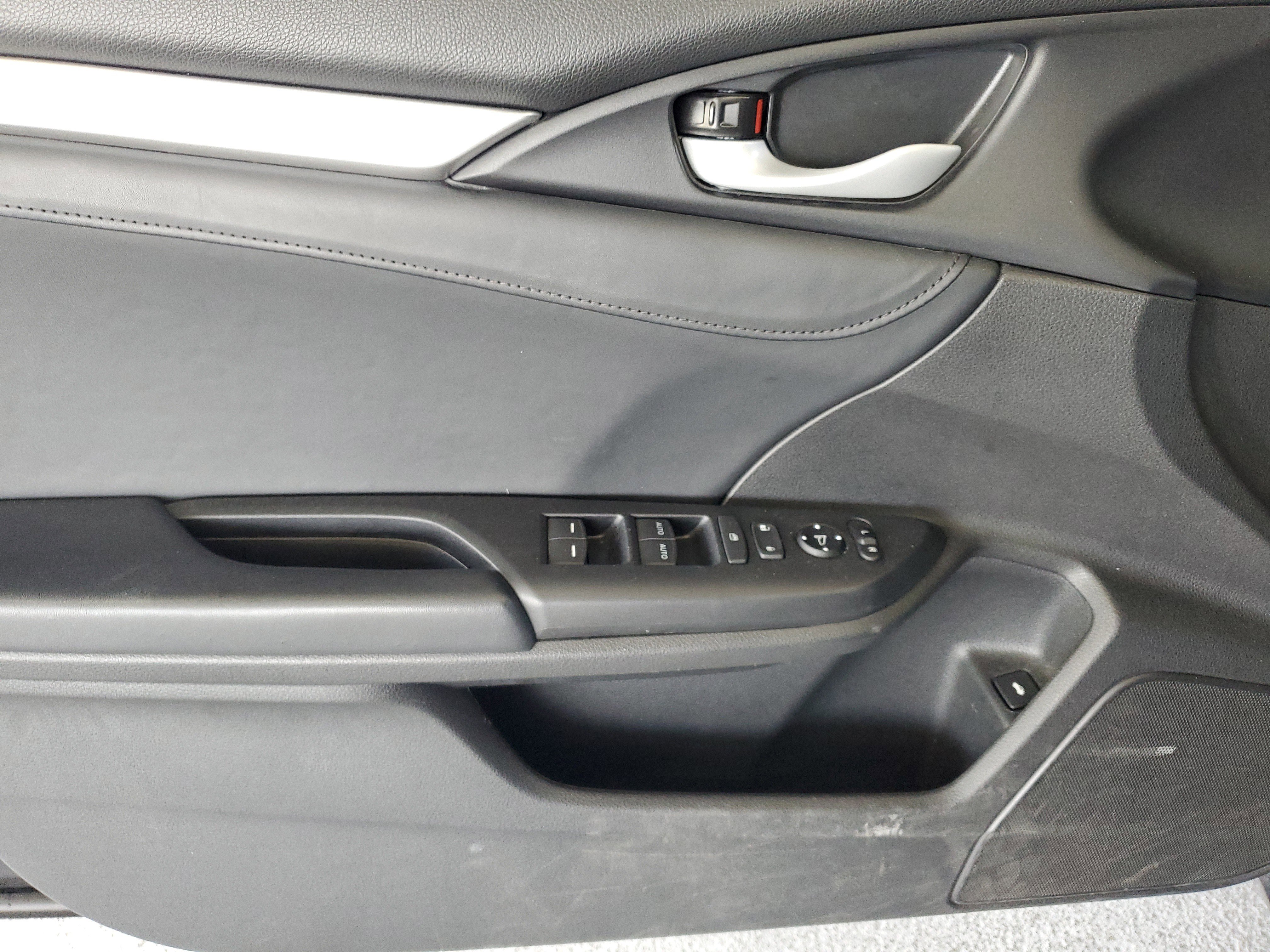 Used 2019 Honda Civic EX image 14